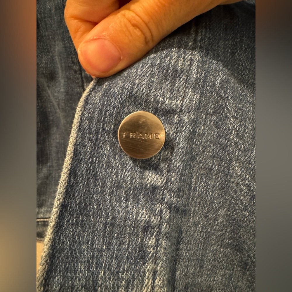 Frame Le Vintage Denim Jacket in Waltham Way - Picture 8 of 12